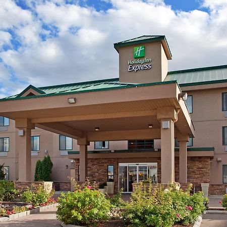 Holiday Inn Express Hotel & Suites Vernon By Ihg Екстер'єр фото