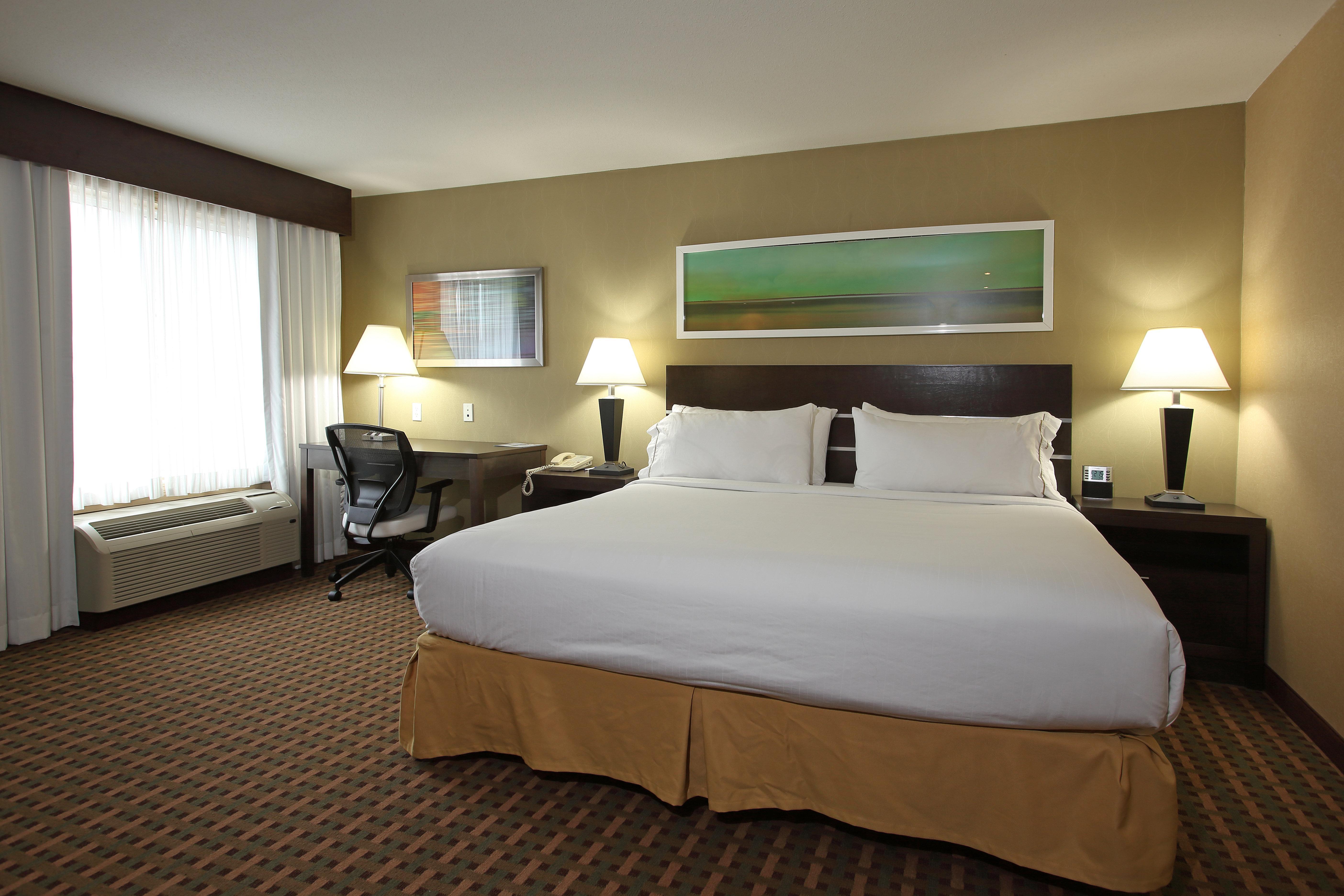 Holiday Inn Express Hotel & Suites Vernon By Ihg Екстер'єр фото
