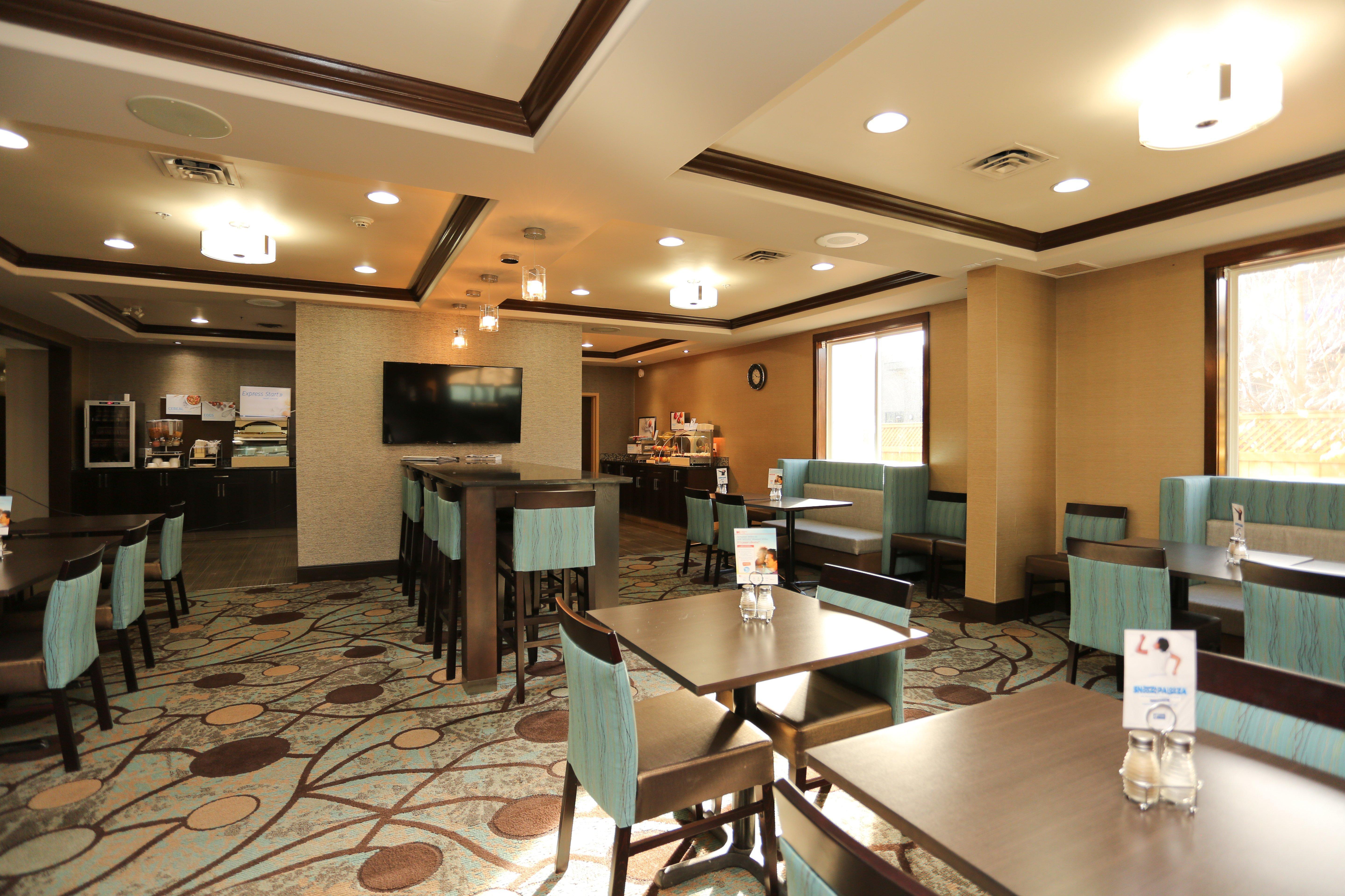 Holiday Inn Express Hotel & Suites Vernon By Ihg Екстер'єр фото