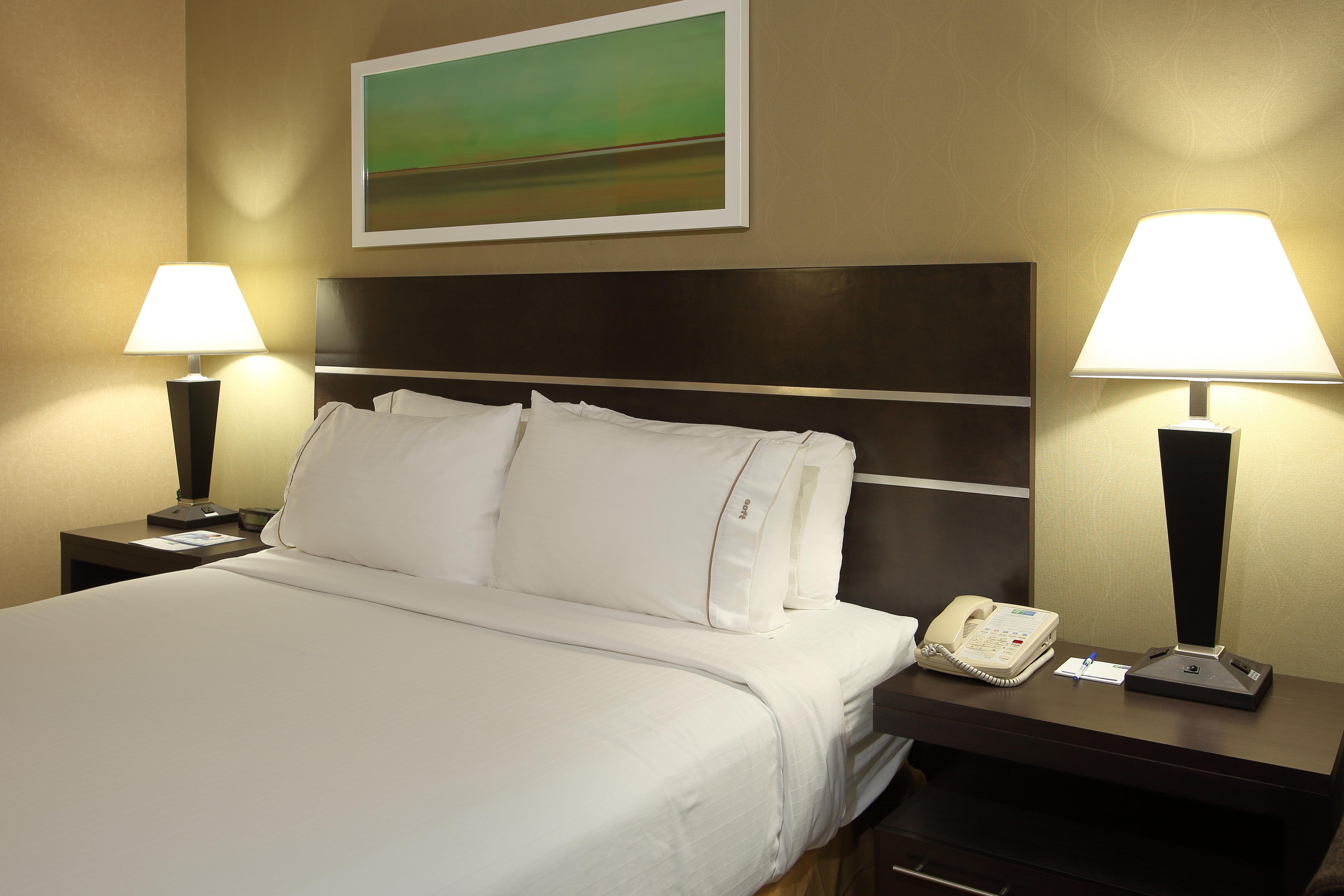 Holiday Inn Express Hotel & Suites Vernon By Ihg Екстер'єр фото