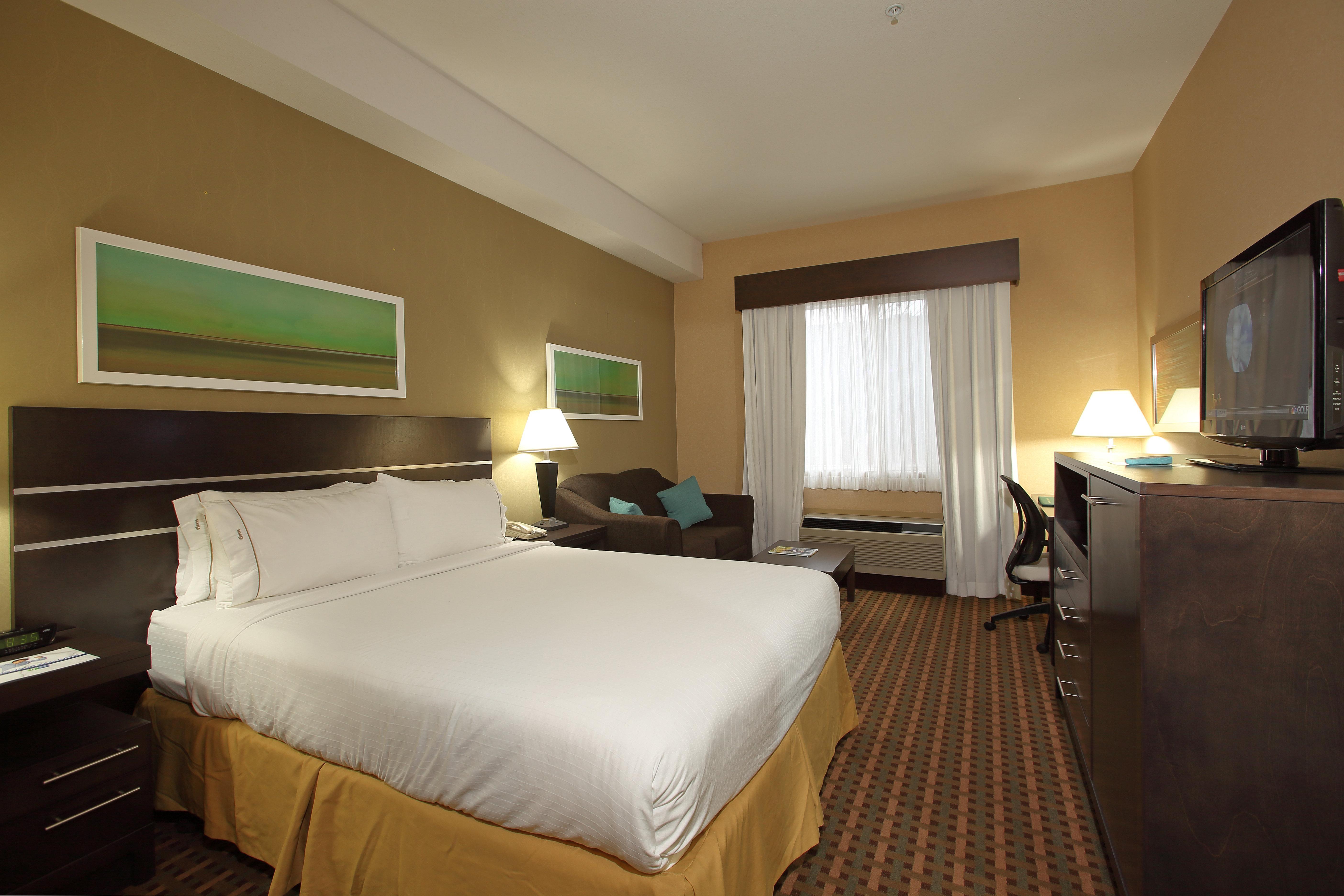 Holiday Inn Express Hotel & Suites Vernon By Ihg Екстер'єр фото