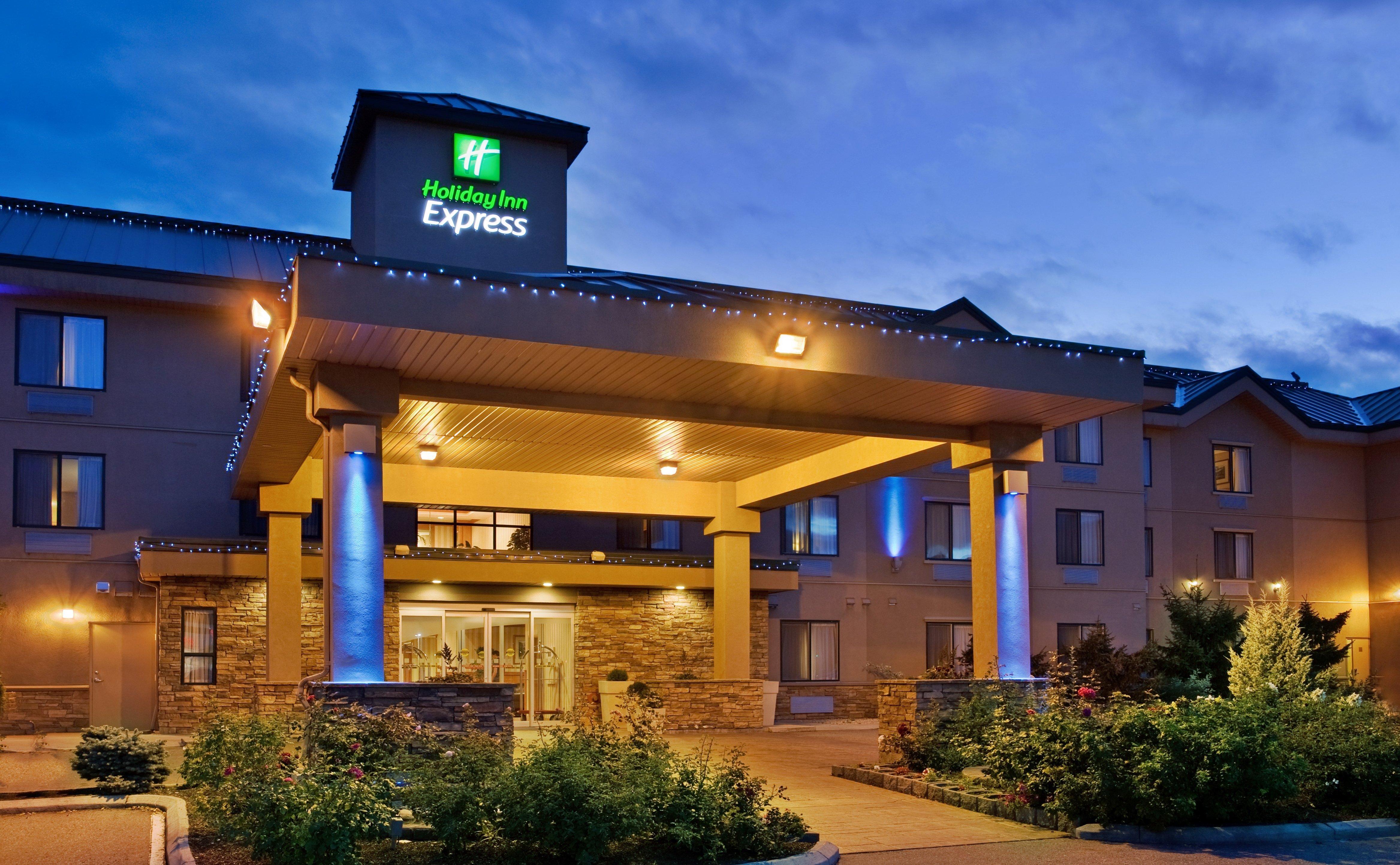 Holiday Inn Express Hotel & Suites Vernon By Ihg Екстер'єр фото