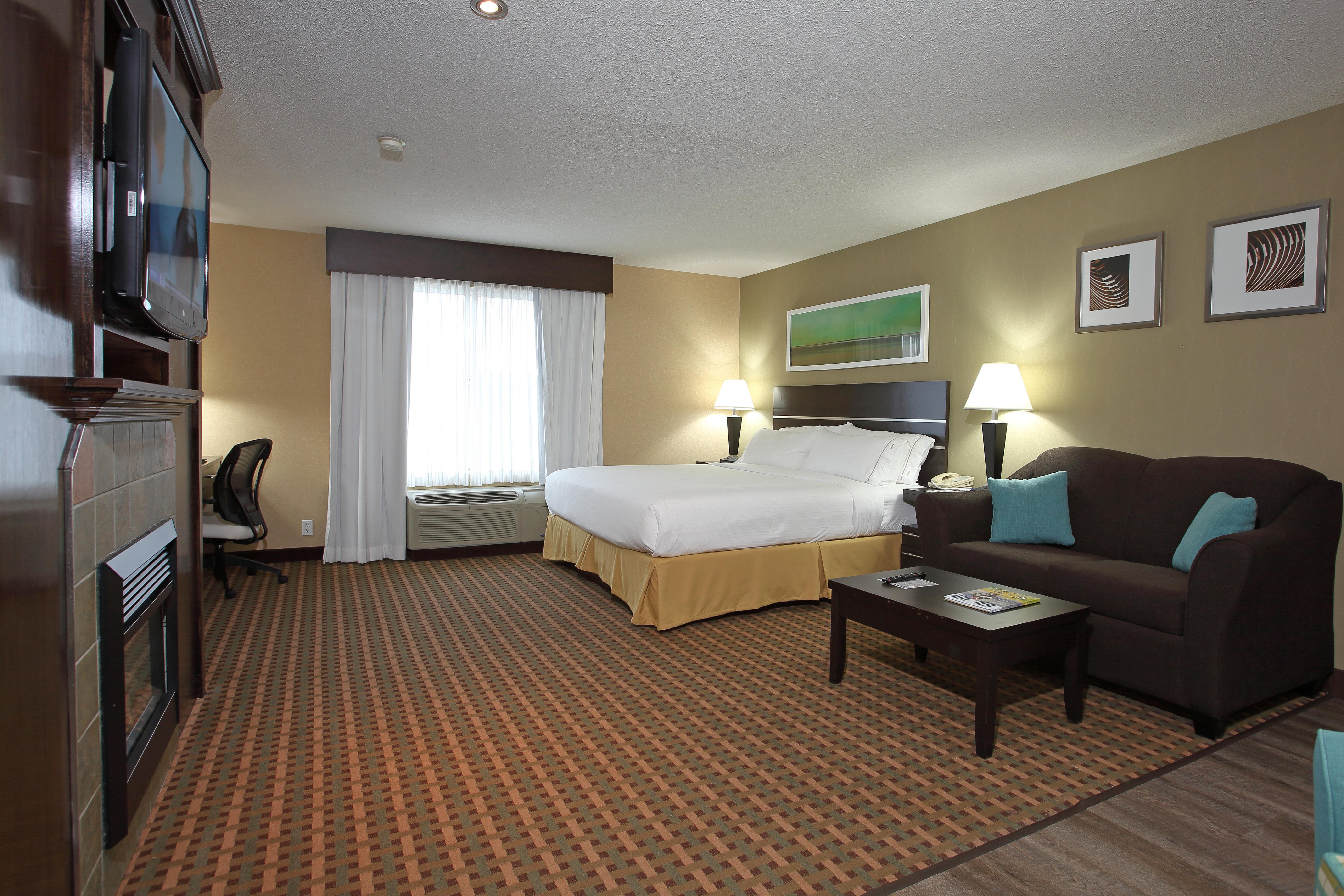 Holiday Inn Express Hotel & Suites Vernon By Ihg Екстер'єр фото
